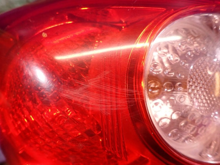 Rückleuchte Nissan Tiida 26555EM01A Links Rearlight RUK1322125082fd
