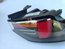Laden Sie das Bild in den Galerie-Viewer, Rückleuchte Opel Astra L 9839298480 Links Rearlight RUK1328562894gb