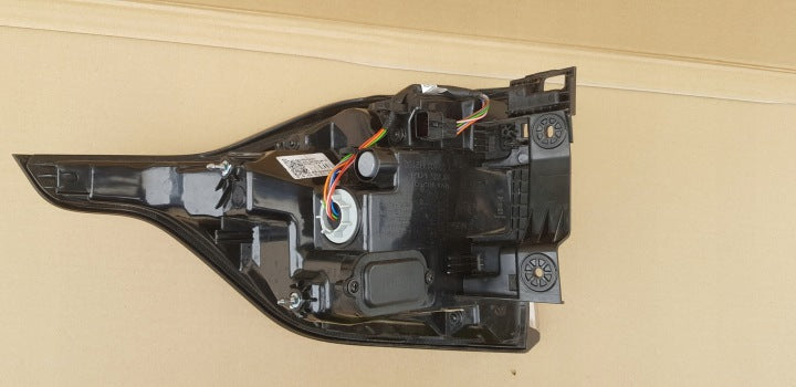 Rückleuchte Kia Sportage V Nq5 R2924-63040 LED Ein Stück (Rechts oder Links) RUK1330036177gm