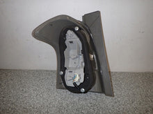 Laden Sie das Bild in den Galerie-Viewer, Rückleuchte Toyota Corolla Verso Rechts Rearlight RUK1359802961xl