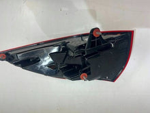 Laden Sie das Bild in den Galerie-Viewer, Rückleuchte Mercedes-Benz Gle A1679061007 Links Rearlight RUK1372017044mc