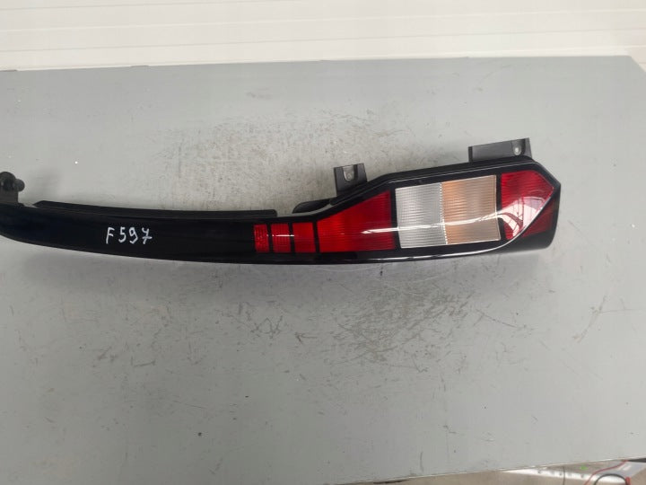 Rückleuchte VW Caddy 2K7945095A Links Rearlight RUK1431659103lm