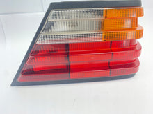 Laden Sie das Bild in den Galerie-Viewer, Rückleuchte Mercedes-Benz Cabrio SDV08118 Rechts Rearlight RUK1434698204ms