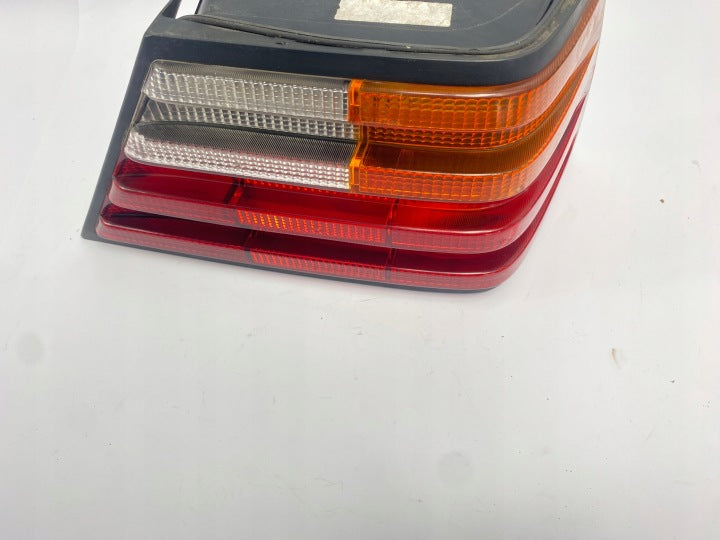 Rückleuchte Mercedes-Benz Cabrio SDV08118 Rechts Rearlight RUK1434698204ms