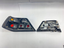 Laden Sie das Bild in den Galerie-Viewer, Rückleuchte Mercedes-Benz Cabrio SDV08118 Rechts Rearlight RUK1434698204ms