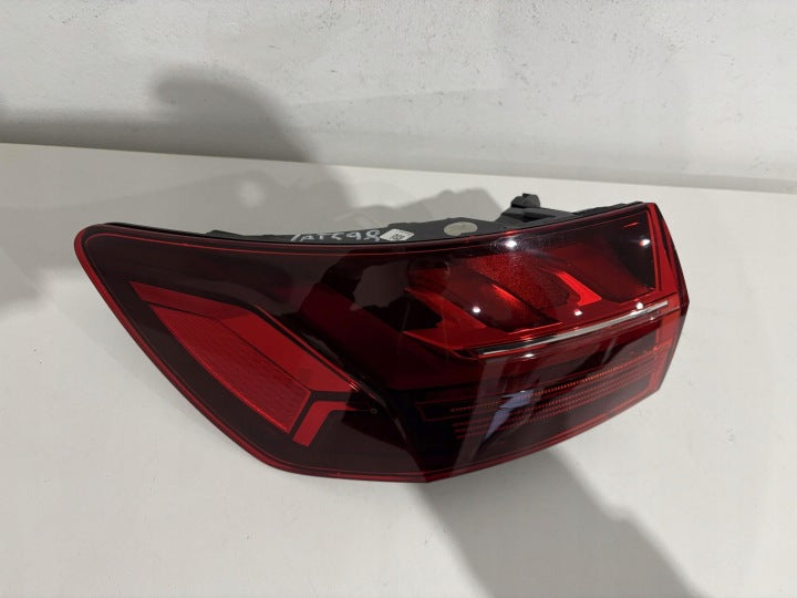 Rückleuchte Audi A4 B9 Avant 8W9945091AC Links Rearlight RUK1465482253zm