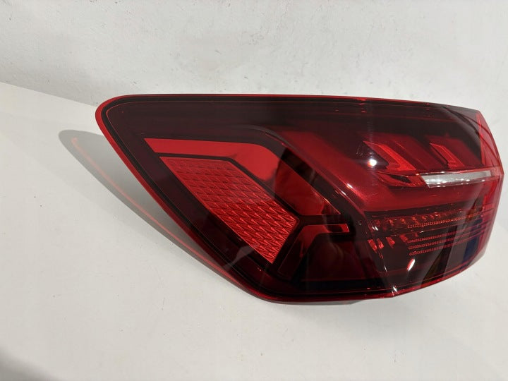 Rückleuchte Audi A4 B9 Avant 8W9945091AC Links Rearlight RUK1465482253zm