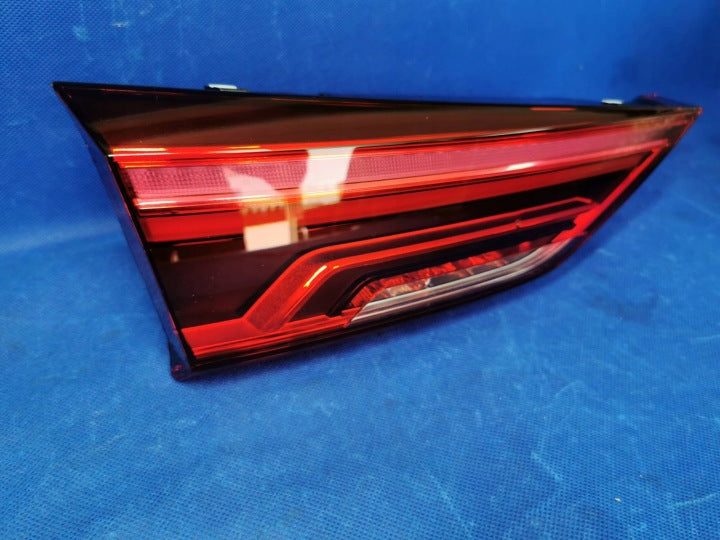 Rückleuchte Audi Q3 Sportback 83A945093D Links Rearlight RUK1519468103jh