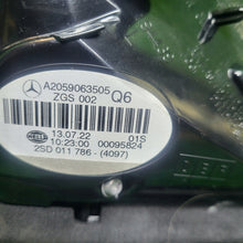 Laden Sie das Bild in den Galerie-Viewer, Rückleuchte Mercedes-Benz Cabrio A2059063505 Links Rearlight RUK1521093742aw