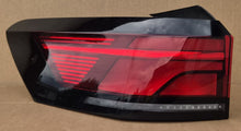 Laden Sie das Bild in den Galerie-Viewer, Rückleuchte VW Passat 3J0945095 Links Rearlight RUK1562816332tw