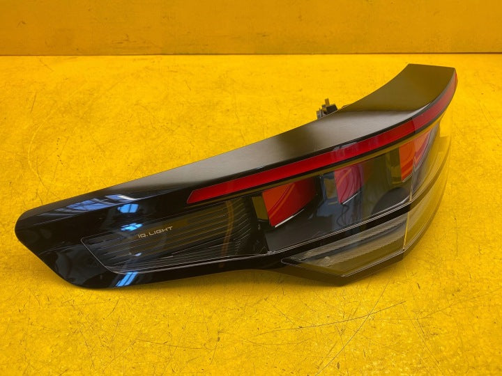 Rückleuchte VW 57L945207A Links Rearlight RUK1562820415cj