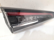 Laden Sie das Bild in den Galerie-Viewer, Rückleuchte Suzuki Swace Links Rearlight RUK1648134487qw