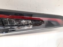Laden Sie das Bild in den Galerie-Viewer, Rückleuchte Suzuki Swace Links Rearlight RUK1648134487qw