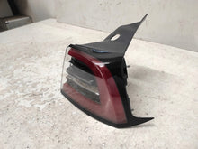 Laden Sie das Bild in den Galerie-Viewer, Rückleuchte Tesla Model 3 PAW3225 Rechts Rearlight RUK1676798934zp
