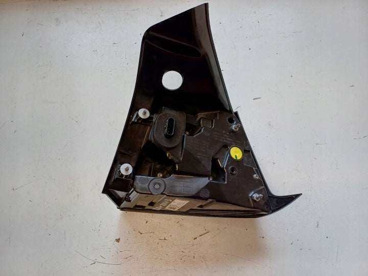 Rückleuchte Tesla Model 3 1502086-99-D Links Rearlight RUK1685360463ta