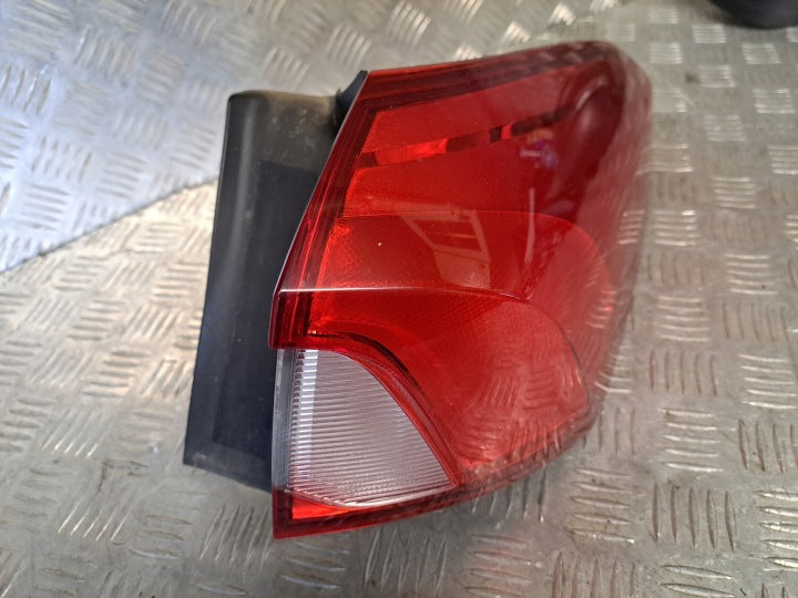 Rückleuchte Ford Focus JX7B-13404-EE Rechts Rearlight RUK1703024926df