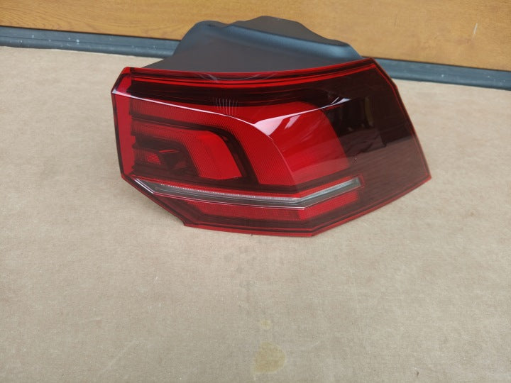 Rückleuchte VW Golf VIII 5H0945096E Rechts Rearlight RUK1705946408ed