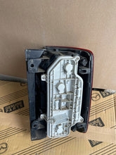 Laden Sie das Bild in den Galerie-Viewer, Rückleuchte VW Caddy I 2K1945095F Links Rearlight RUK1829557749rz