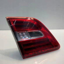 Laden Sie das Bild in den Galerie-Viewer, Rückleuchte Mercedes-Benz A1669068701 Links Rearlight RUK1847025116xt