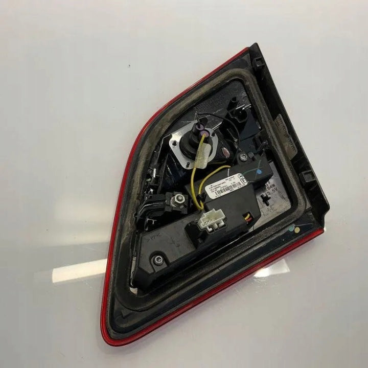 Rückleuchte Mercedes-Benz A1669068701 Links Rearlight RUK1847025116xt