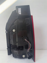 Load image into Gallery viewer, Rückleuchte VW Multivan 7LA945207B Links Rearlight RUK1910467497hv
