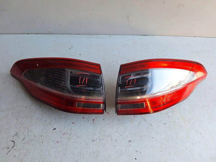Rückleuchte Ford S-Max LED Rechts Rearlight RUK1949537359yu
