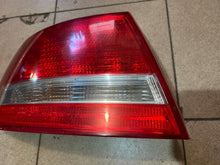 Laden Sie das Bild in den Galerie-Viewer, Rückleuchte Audi A6 C6 4F5945095D Ein Stück (Rechts oder Links) Rearlight RUK2219732785mw