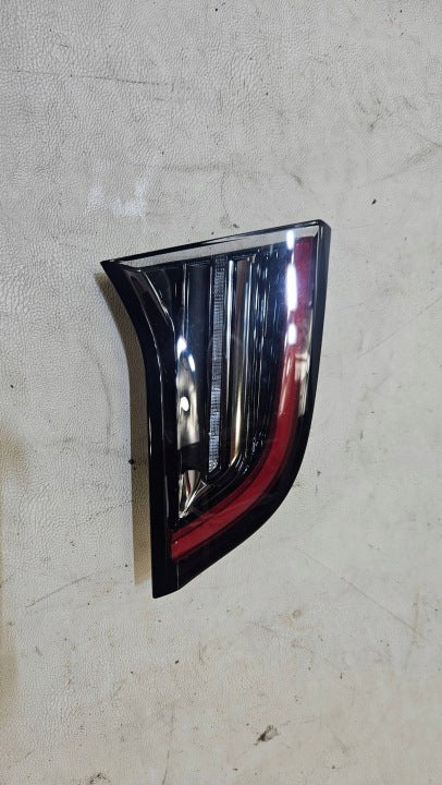 Rückleuchte Tesla Model 3 Y 01534201 Ein Stück (Rechts oder Links) Rearlight RUK2250258729kj