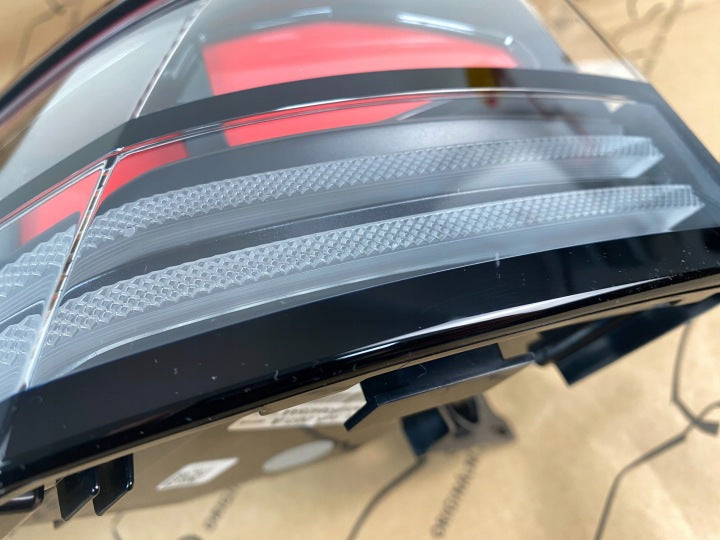Rückleuchte VW 57L945207A Links Rearlight RUK2253629777ff