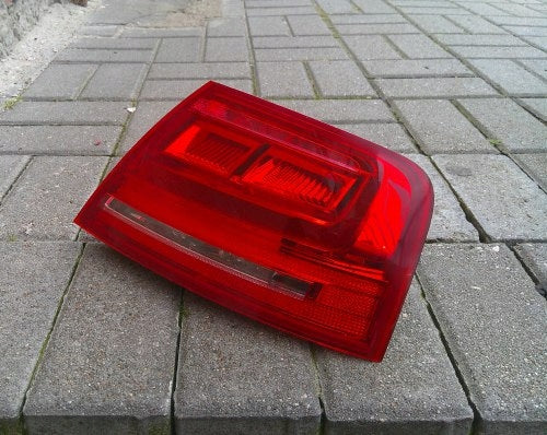 Rückleuchte Audi A8 4H0945096 Rechts Rearlight RUK2266903123cx