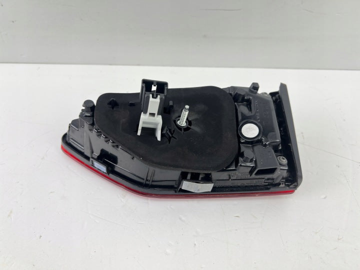 Rückleuchte VW Polo Links Rearlight RUK2396107647kx