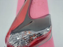 Laden Sie das Bild in den Galerie-Viewer, Rückleuchte Nissan Juke 26550 BV80A Rechts Rearlight RUK2516652080ys