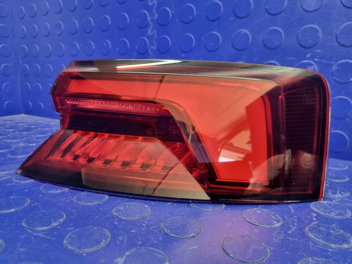 Rückleuchte Audi A5 8W6945092J Rechts Rearlight RUK2521448014ej