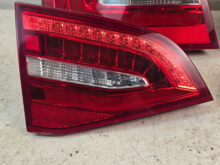Rückleuchte Audi A4 B8 8K9945093E 8K9945094E Ein Satz Rearlight RUK2524015015em