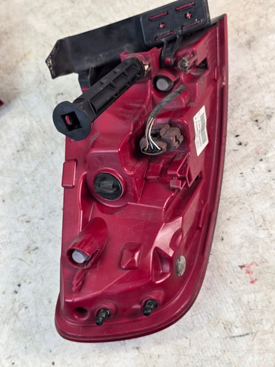 Rückleuchte Audi A4 B8 8K9945093E 8K9945094E Ein Satz Rearlight RUK2524015015em
