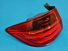 Laden Sie das Bild in den Galerie-Viewer, Rückleuchte BMW F30 1571610 Links Rearlight RUK2668751654bs