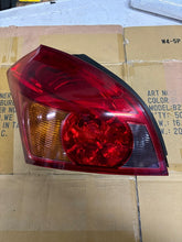 Laden Sie das Bild in den Galerie-Viewer, Rückleuchte Kia 009-735-01 Links Rearlight RUK2676730513tk