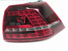 Laden Sie das Bild in den Galerie-Viewer, Rückleuchte VW 5G0945208 Rechts Rearlight RUK2700012705as
