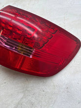 Laden Sie das Bild in den Galerie-Viewer, Rückleuchte Audi A6 C6 Avant 4F9945096H Rechts Rearlight RUK2765330418fv