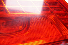 Laden Sie das Bild in den Galerie-Viewer, Rückleuchte VW Passat B7 3AF945307E Links Rearlight RUK2786117138ls