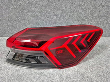 Laden Sie das Bild in den Galerie-Viewer, Rückleuchte Audi E-Tron 89A945070 Rechts Rearlight RUK2859653493im