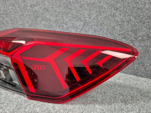 Laden Sie das Bild in den Galerie-Viewer, Rückleuchte Audi E-Tron 89A945070 Rechts Rearlight RUK2859653493im