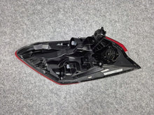 Laden Sie das Bild in den Galerie-Viewer, Rückleuchte Audi E-Tron 89A945070 Rechts Rearlight RUK2859653493im