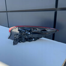 Laden Sie das Bild in den Galerie-Viewer, Rückleuchte Audi E-Tron Sportback Q4 89A945091B Links Rearlight RUK2890791180cz