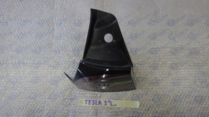 Rückleuchte Tesla Model 3 1077397-00 1077399-00 Links Rearlight RUK2942429647il