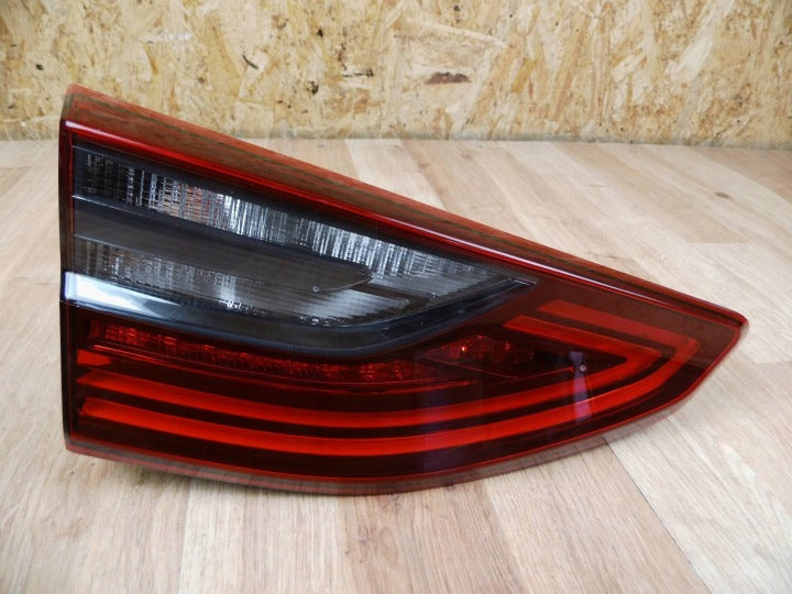 Rückleuchte Kia Ceed 92403J7050 Ein Stück (Rechts oder Links) Rearlight RUK3079768044pc