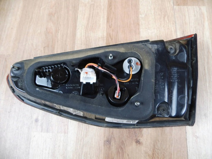 Rückleuchte Kia Ceed 92403J7050 Ein Stück (Rechts oder Links) Rearlight RUK3079768044pc