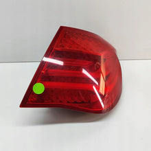 Laden Sie das Bild in den Galerie-Viewer, Rückleuchte BMW 7 7182198 Rechts Rearlight RUK3104153293yc
