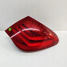 Laden Sie das Bild in den Galerie-Viewer, Rückleuchte BMW 7 7182198 Rechts Rearlight RUK3104153293yc