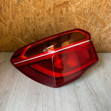 Laden Sie das Bild in den Galerie-Viewer, Rückleuchte BMW X1 F48 7488541 Links Rearlight RUK3178433072lm